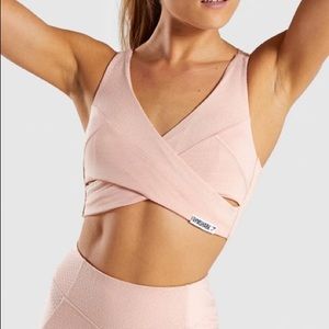 GYMSHARK- Textured Wrap Bra